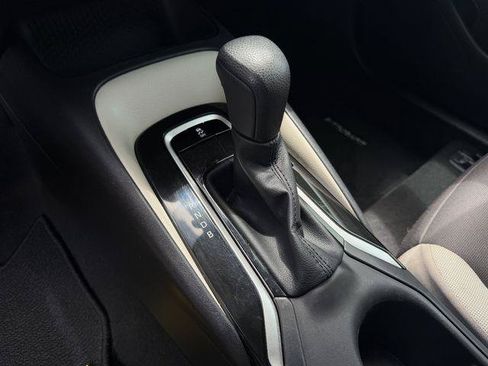 Certified 2025 Toyota Corolla LE FWD image 17