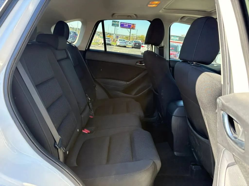 Used 2016 MAZDA CX-5 Touring w/ Bose/Moonroof Package AWD/4WD image 18