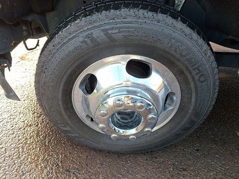 Used 2021 Ford F350 Lariat w/ Lariat Ultimate Package image 28