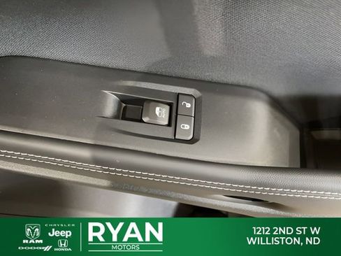 New 2026 Jeep Cherokee Laredo AWD/4WD image 19
