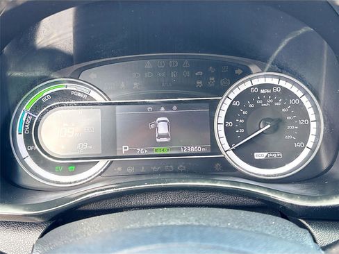 Used 2019 Kia Niro EX FWD image 12