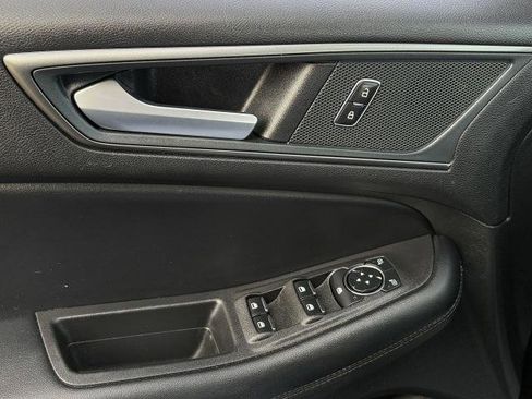 Certified 2024 Ford Edge SE image 22