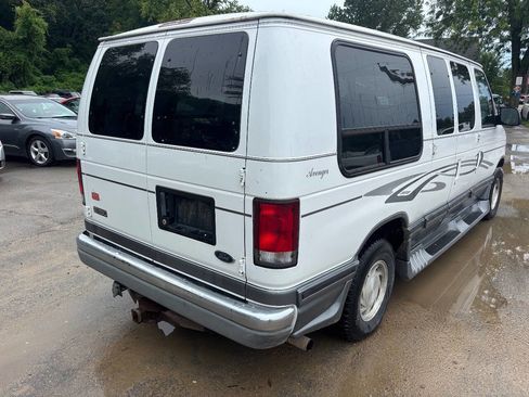 Used 2000 Ford E-150 and Econoline 150 image 3