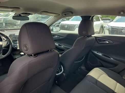 Used 2025 Chevrolet Malibu LT FWD image 11