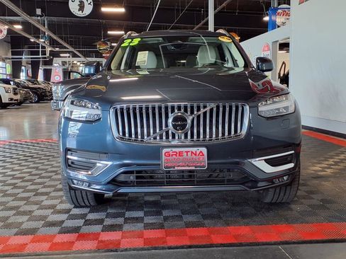 Used 2023 Volvo XC90 B6 Plus image 2