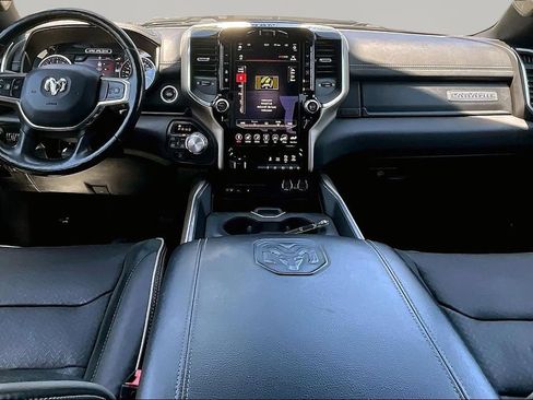 Used 2019 RAM 1500 Laramie w/ Sport Appearance Package AWD/4WD image 7