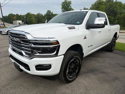 Certified 2026 RAM 2500 Laramie AWD/4WD image 1