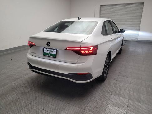 Used 2022 Volkswagen Jetta S image 7