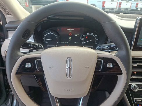 Used 2022 Lincoln Corsair Standard w/ Equipment Group 101A image 20