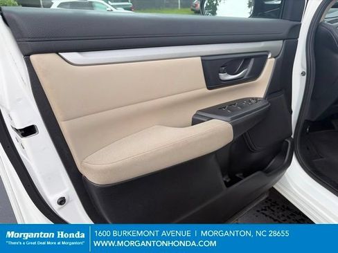 Used 2017 Honda CR-V LX image 11