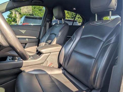 Used 2019 Cadillac XT4 Premium Luxury FWD image 6