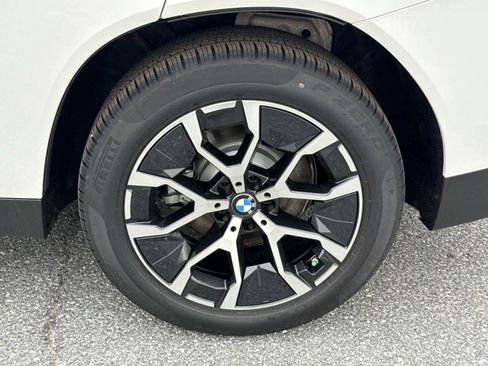 Used 2026 BMW X3 xDrive30i w/ Premium Package AWD/4WD image 11