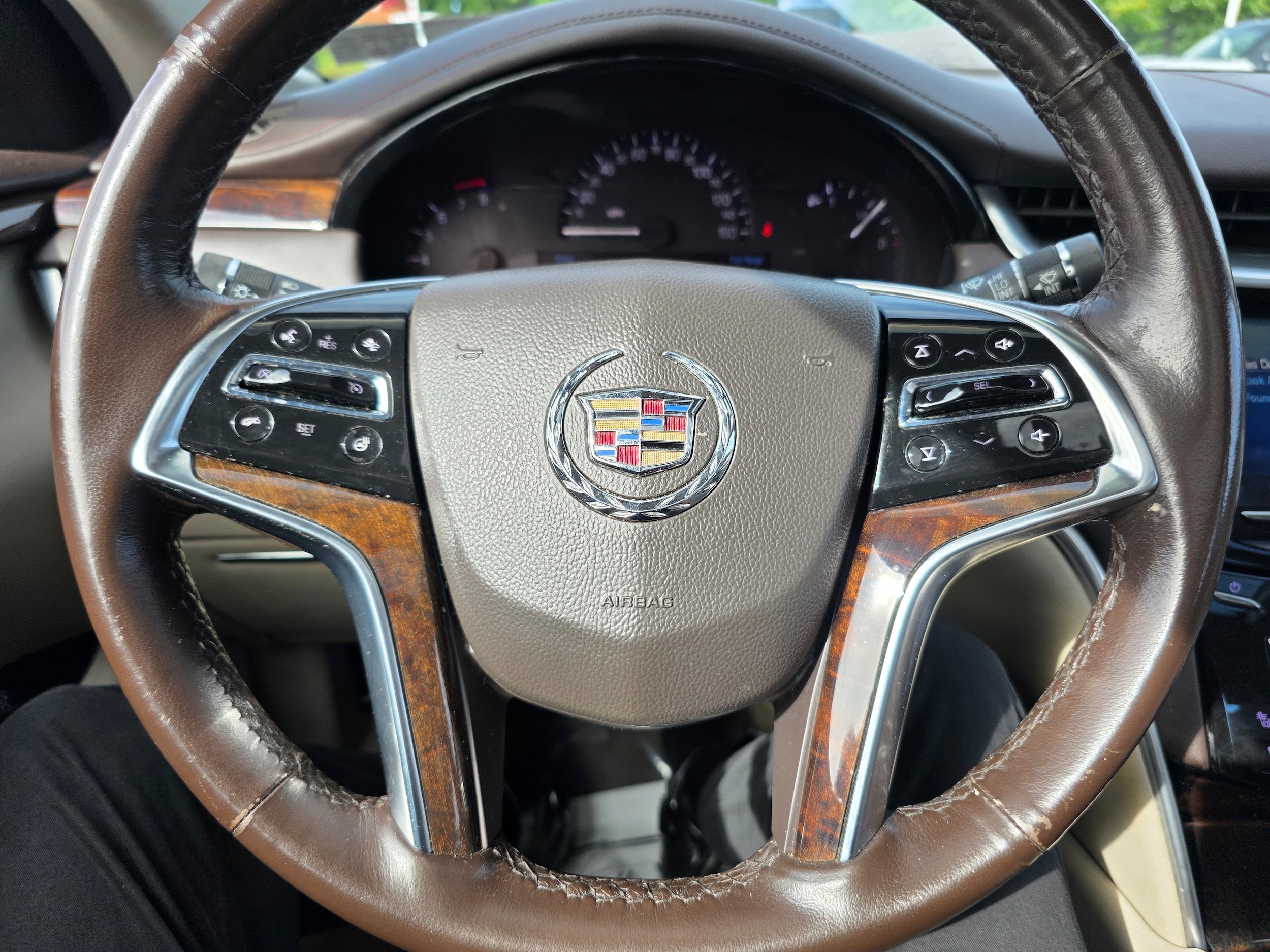 Used 2013 Cadillac XTS Luxury w/ Driver Awareness Package AWD/4WD image 14