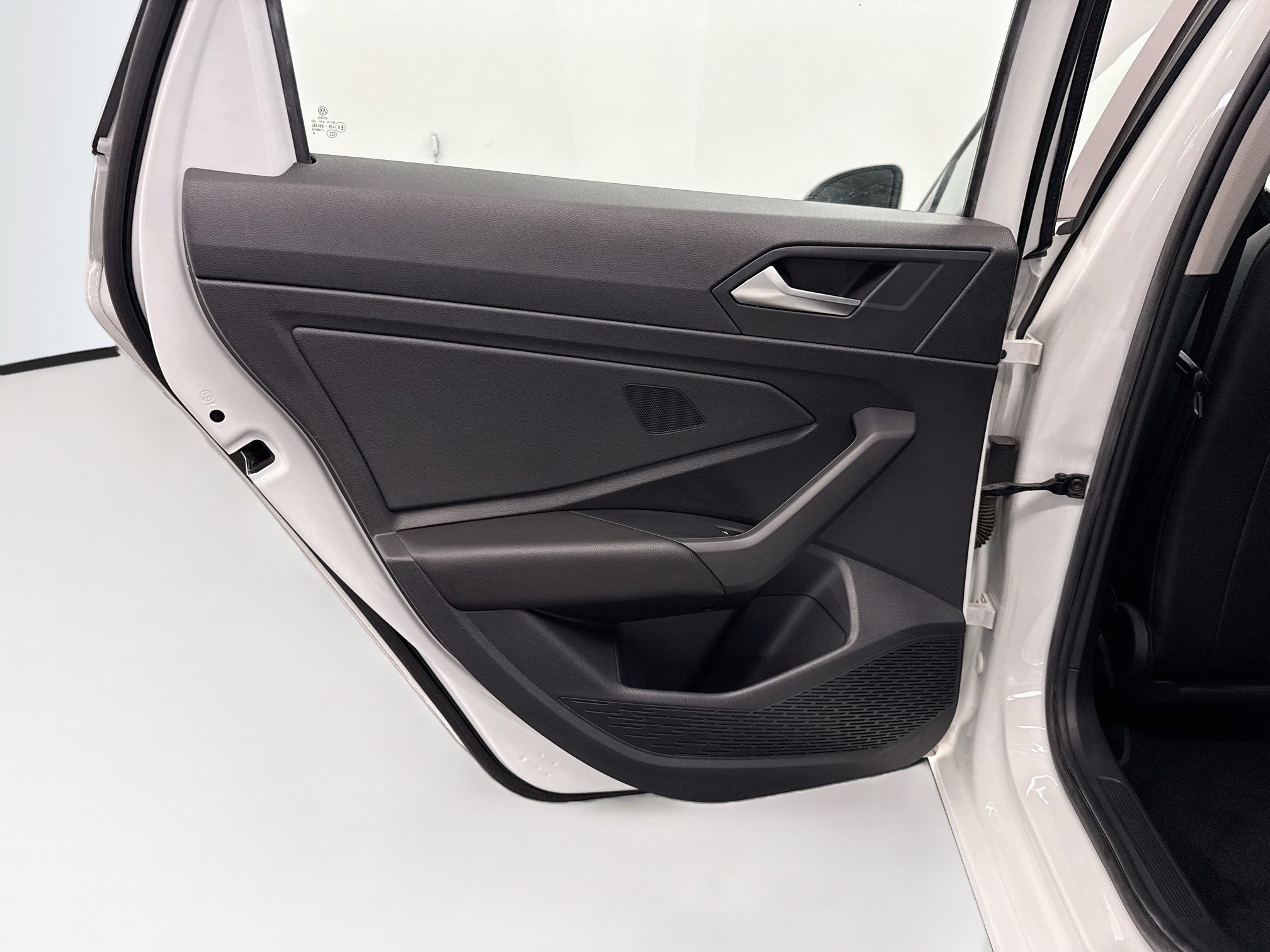 Used 2019 Volkswagen Jetta SEL Premium FWD image 27