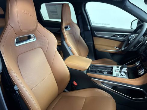 New 2026 Jaguar F-PACE R-Dynamic S AWD/4WD image 10