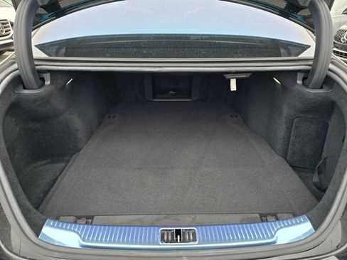 Used 2024 Mercedes-Benz S 580e 4MATIC Sedan image 16