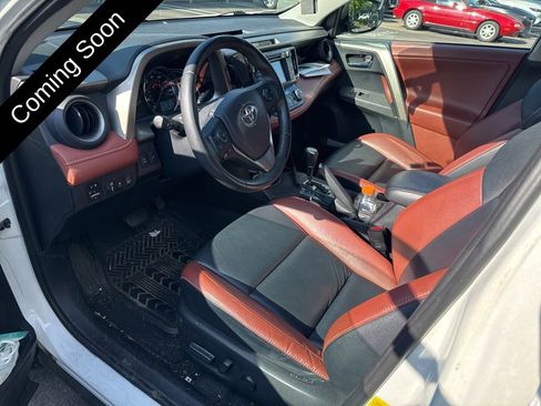 Used 2013 Toyota RAV4 Limited AWD/4WD image 7