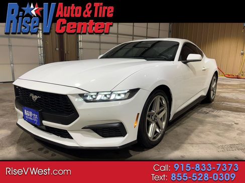 Used 2024 Ford Mustang Coupe RWD image 1