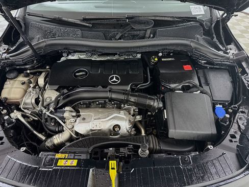 Used 2023 Mercedes-Benz GLA 250 4MATIC image 10