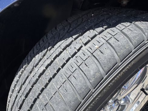 Used 2012 Dodge Challenger R/T RWD image 10