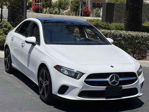 Used 2021 Mercedes-Benz A 220 image 21