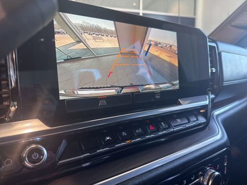 Used 2025 GMC Sierra 1500 SLT image 35