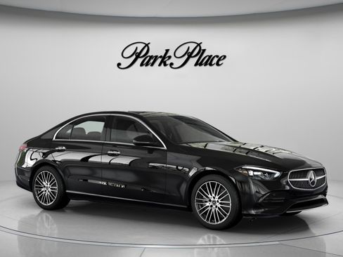Used 2026 Mercedes-Benz C 300 Sedan image 31