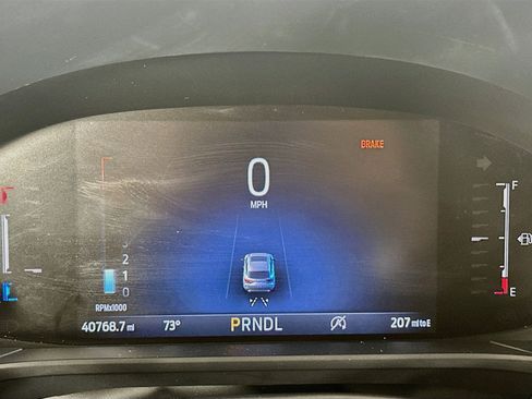 Used 2025 Ford Escape ST-Line Select AWD/4WD image 19