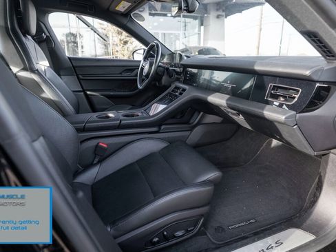 Used 2021 Porsche Taycan 4S image 16
