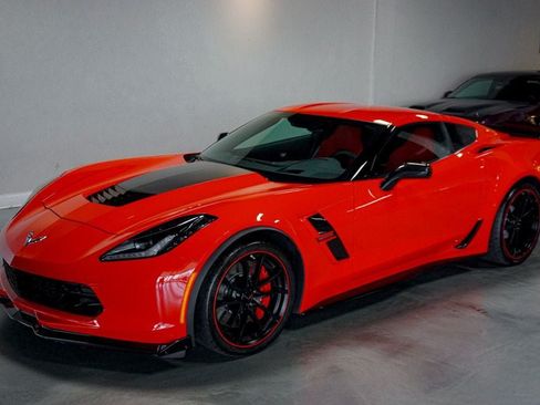 Used 2017 Chevrolet Corvette Grand Sport RWD image 5