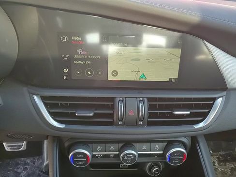 New 2025 Alfa Romeo Giulia AWD image 27