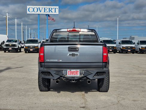 Used 2017 Chevrolet Colorado Z71 AWD/4WD image 6
