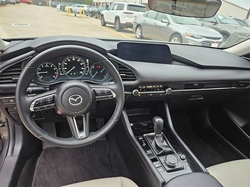 Used 2025 MAZDA MAZDA3 s image 15