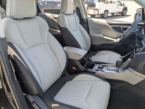 Used 2021 Subaru Forester AWD/4WD image 19