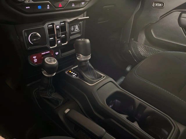 Used 2023 Jeep Wrangler Unlimited Rubicon 4xe AWD/4WD image 47