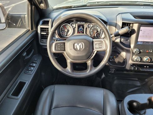 Used 2022 RAM 2500 Tradesman w/ Chrome Appearance Group image 19