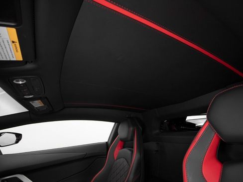 Used 2017 Lamborghini Aventador S image 43