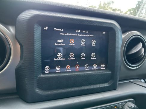 Used 2020 Jeep Gladiator Sport w/ Quick Order Package 24S image 30