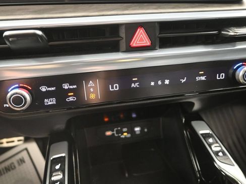 Certified 2024 Kia Sorento SX AWD/4WD image 20