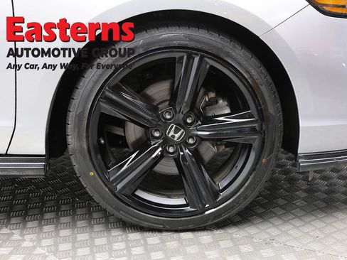 Used 2024 Honda Accord Sport image 29