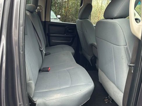 Used 2017 RAM 1500 Express image 13