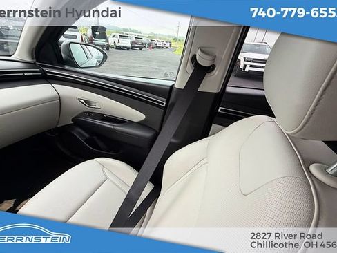 Certified 2024 Hyundai Tucson SEL w/ Convenience Package FWD image 11