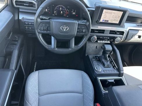 Used 2025 Toyota Tacoma SR5 image 17