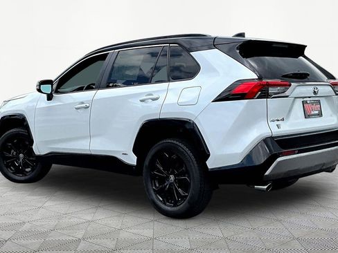 Used 2023 Toyota RAV4 XSE AWD/4WD image 4