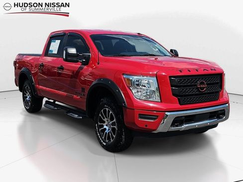 Used 2021 Nissan Titan SV w/ SV Convenience Package AWD/4WD image 1