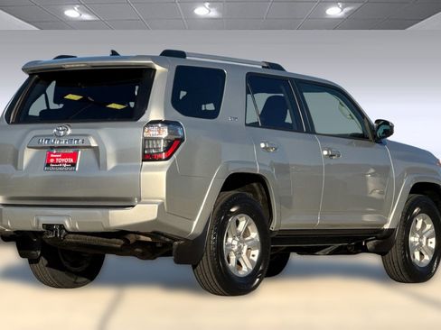 Used 2024 Toyota 4Runner SR5 image 3
