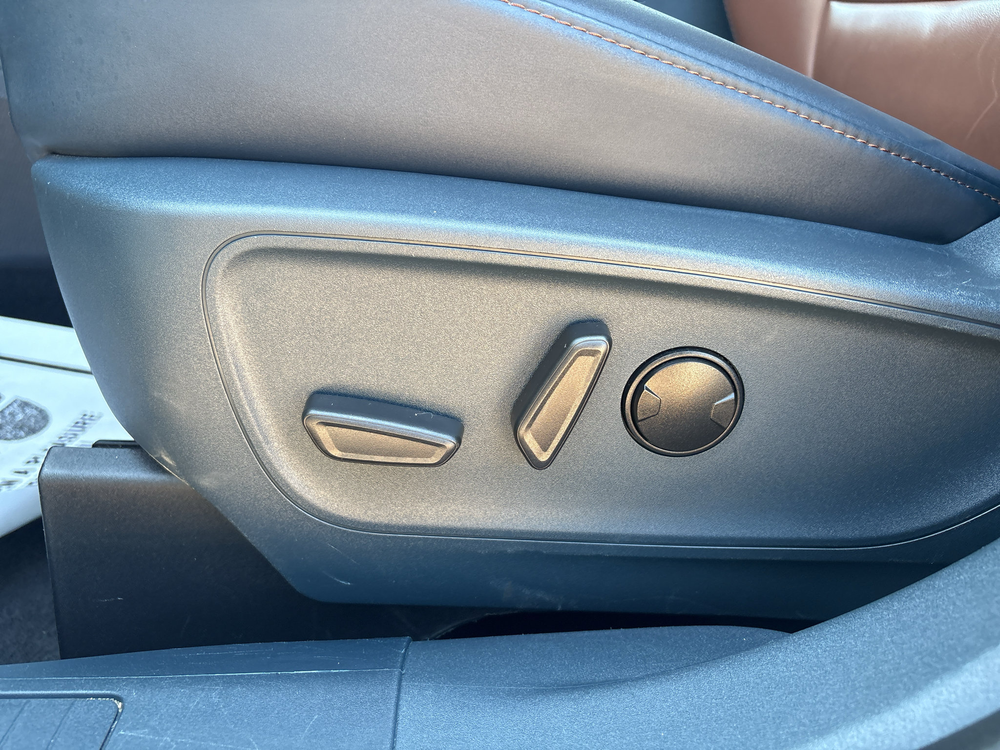 Used 2024 Ford Maverick Lariat AWD/4WD image 11