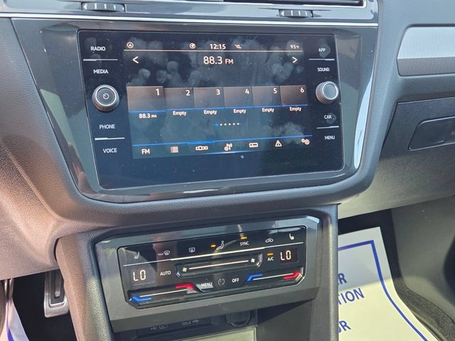 Used 2022 Volkswagen Tiguan SE R-Line FWD image 19