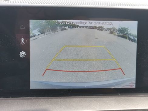 Used 2025 Kia Telluride S AWD/4WD image 6