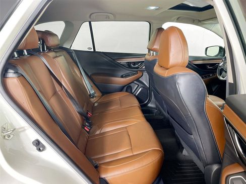 Used 2020 Subaru Outback Touring w/ Popular Package #2 image 27